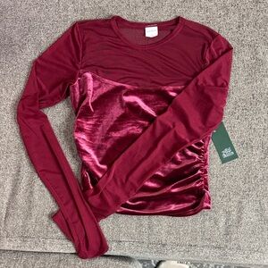 Women’s Long Sleeve velvet/mesh Top